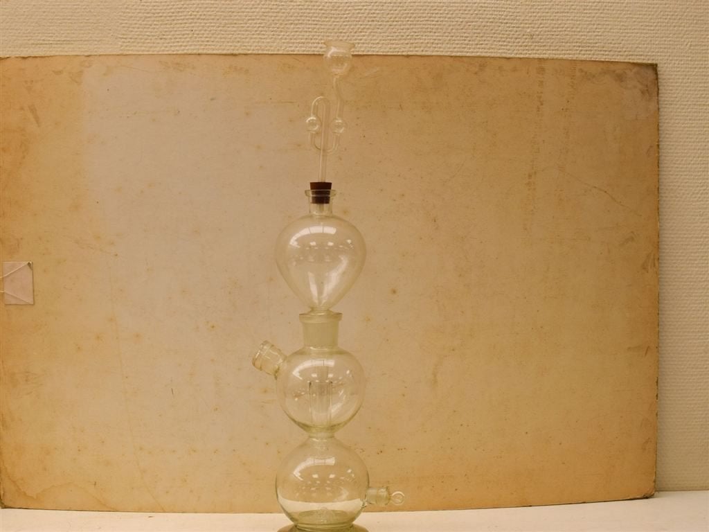 Laboratory glass 48122, Gebruikt, Ophalen of Verzenden, Bord(en), Wedgwood