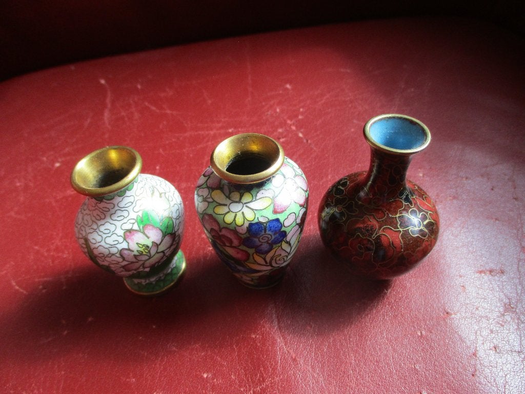 Set van 3 Cloisonné Vaasjes in Uitstekende Staat, Ophalen of Verzenden
