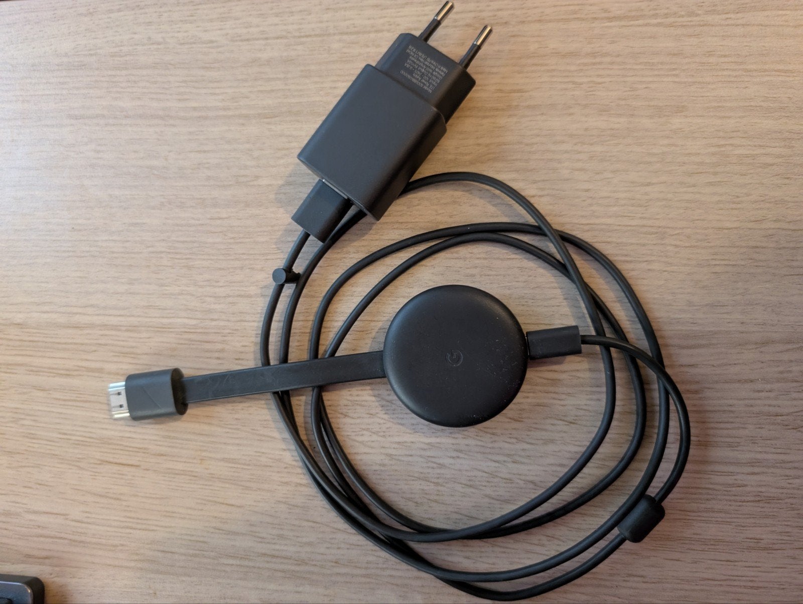 Google Chromecast 2e generatie, Ophalen of Verzenden, Zo goed als nieuw, HDMI