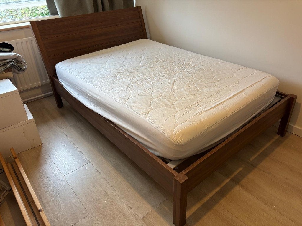 Bed - twijfelaar, Ophalen, Gebruikt, Bruin, Klassiek