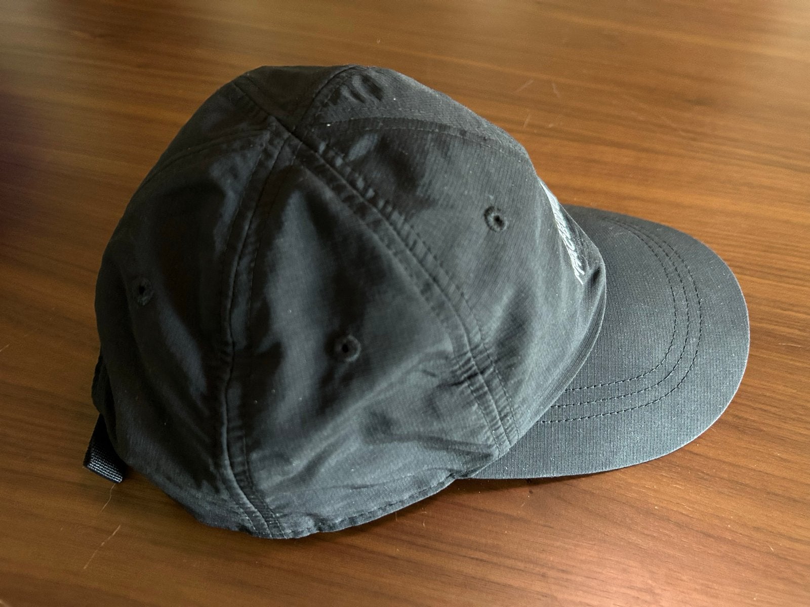 The North Face Pet - Slechts 1x gedragen, Kleding | Dames, Hoeden en Petten, Ophalen of Verzenden, Zo goed als nieuw, One size fits all