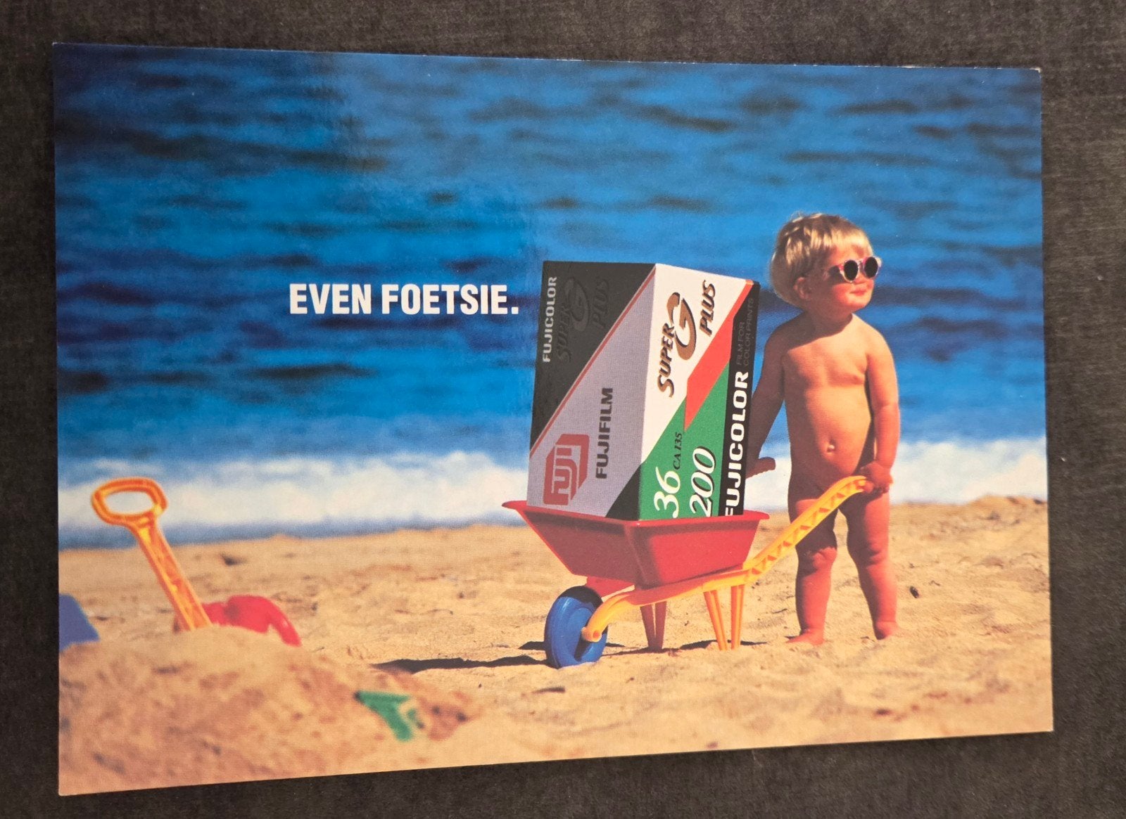 Vintage Fujifilm reclamekaart - Even Foetsie, Verzenden, 1980 tot heden, Ongelopen, Overige thema's
