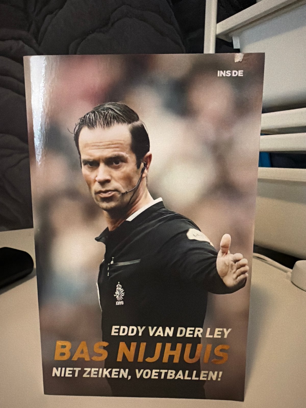 Bas Nijhuis - Niet zeiken, voetballen! (Boek), Boeken, Sportboeken, Verzenden, Zo goed als nieuw, Balsport