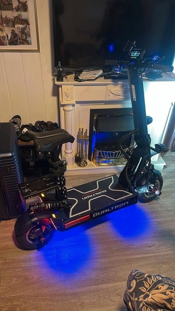 Dualtron limited ik vraag 4000 euro, Fietsen en Brommers, Steps, Ophalen of Verzenden, Elektrische step (E-scooter)
