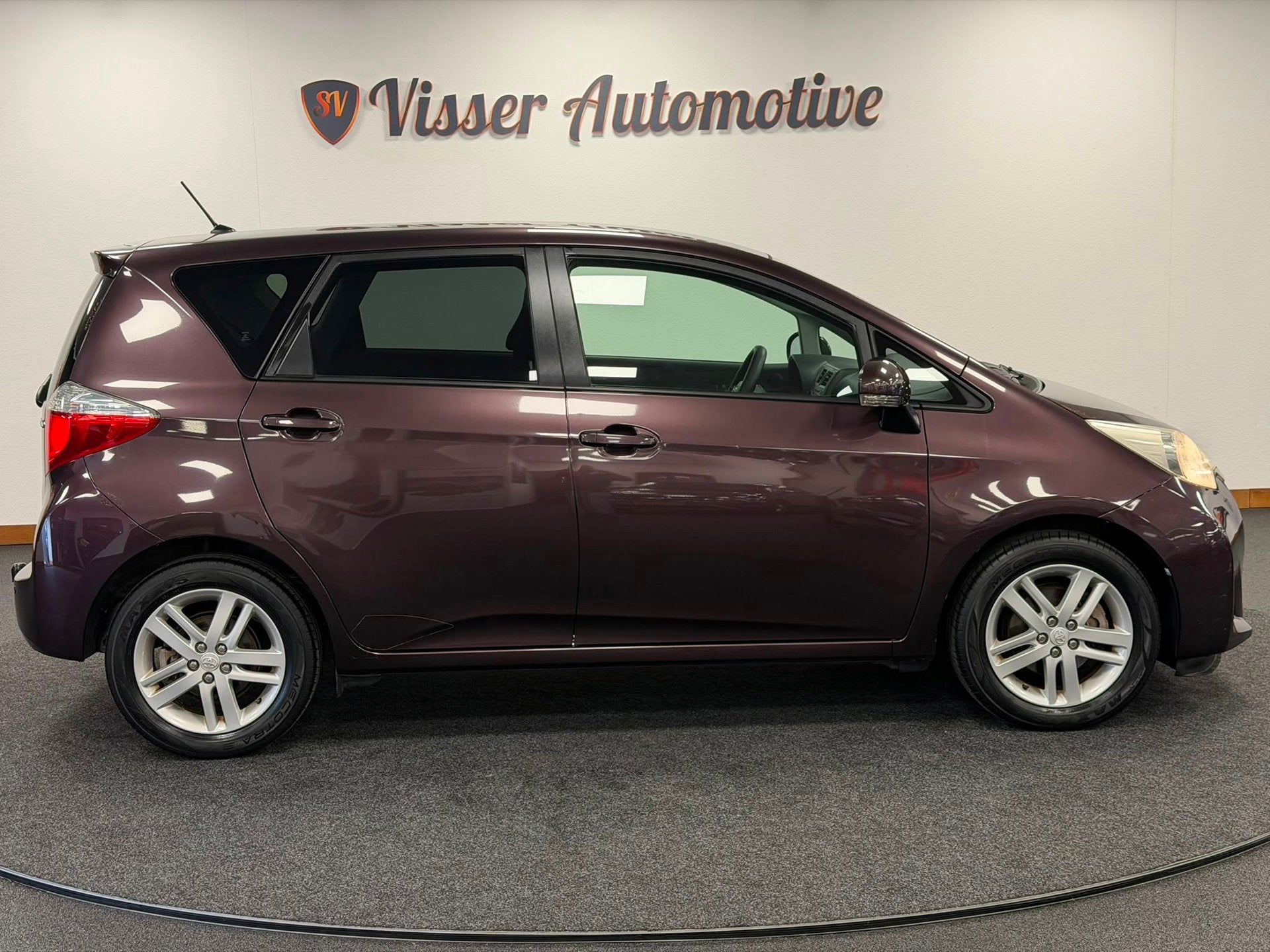 Toyota Verso-S 1.3 VVT-i Dynamic*NAP*1ste Eigenaar*Automaat*, Auto's, Toyota, Euro 5, Bedrijf, Nieuw, 99 pk