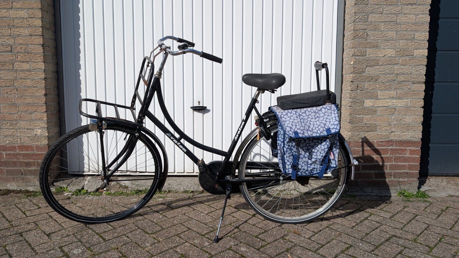 Oma fiets met voordrager, kinderzitje en fietstassen, Ophalen, Gebruikt, Overige merken
