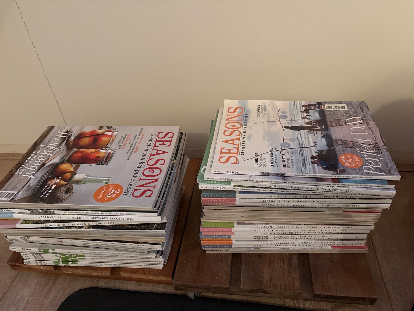 2 stapels Seasons tijdschriften, Boeken, Tijdschriften en Kranten, Ophalen, Gelezen, Overige typen