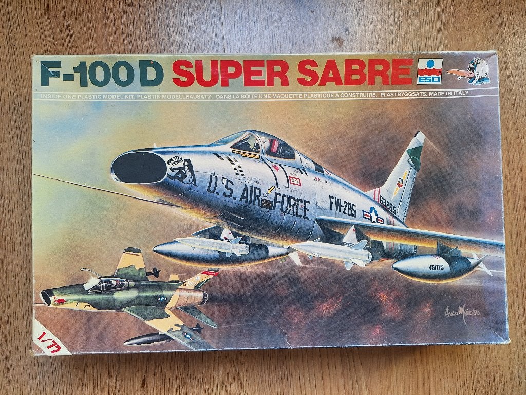 1:72 1/72 ESCI F-100D Super Sabre, Overige merken, 1:72 tot 1:144, Ophalen of Verzenden, Zo goed als nieuw