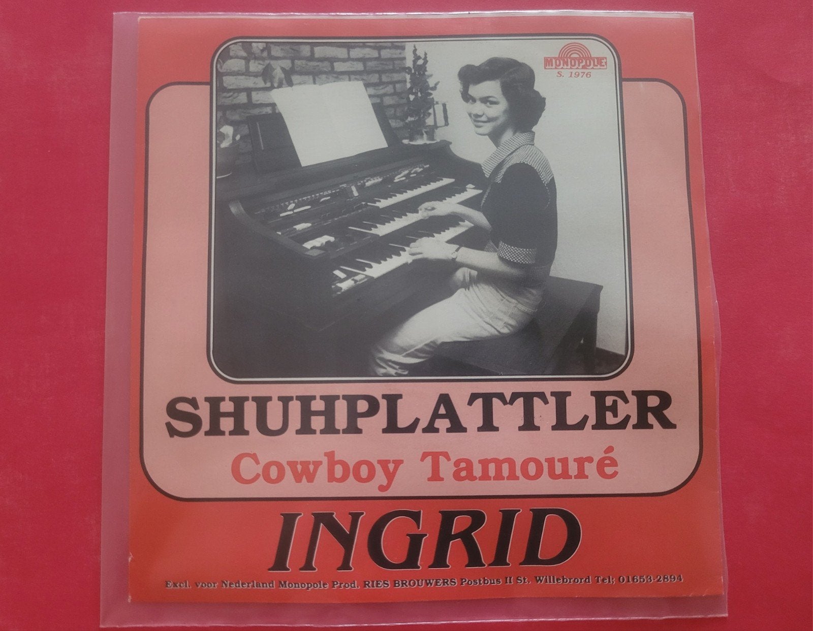 Ingrid - Shuhplatter  - Cowboy tamouré, Ophalen