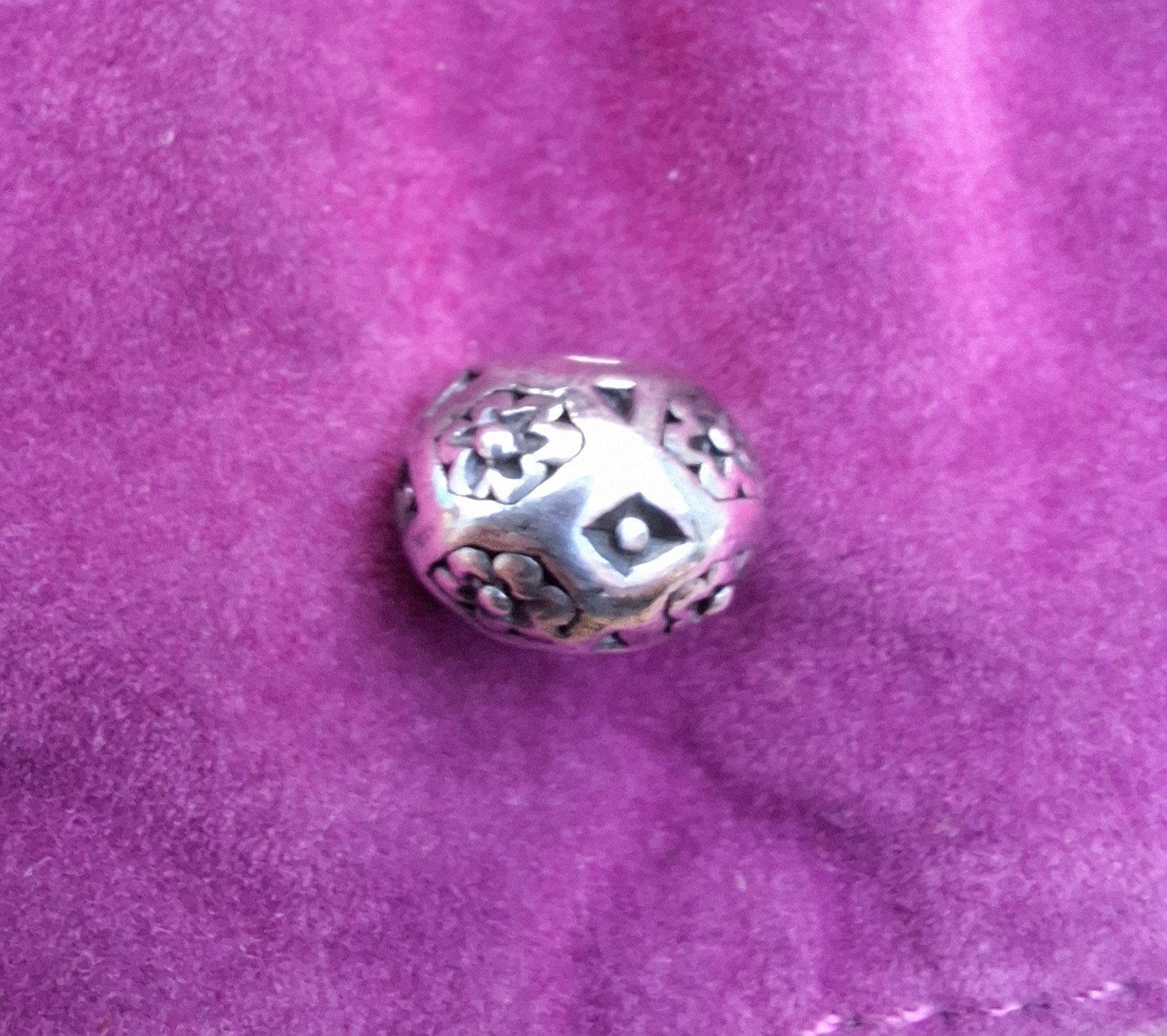 Trollbeads zilveren bedel, Sieraden, Tassen en Uiterlijk, Ophalen of Verzenden, Zo goed als nieuw, Trollbeads, 1 bedel