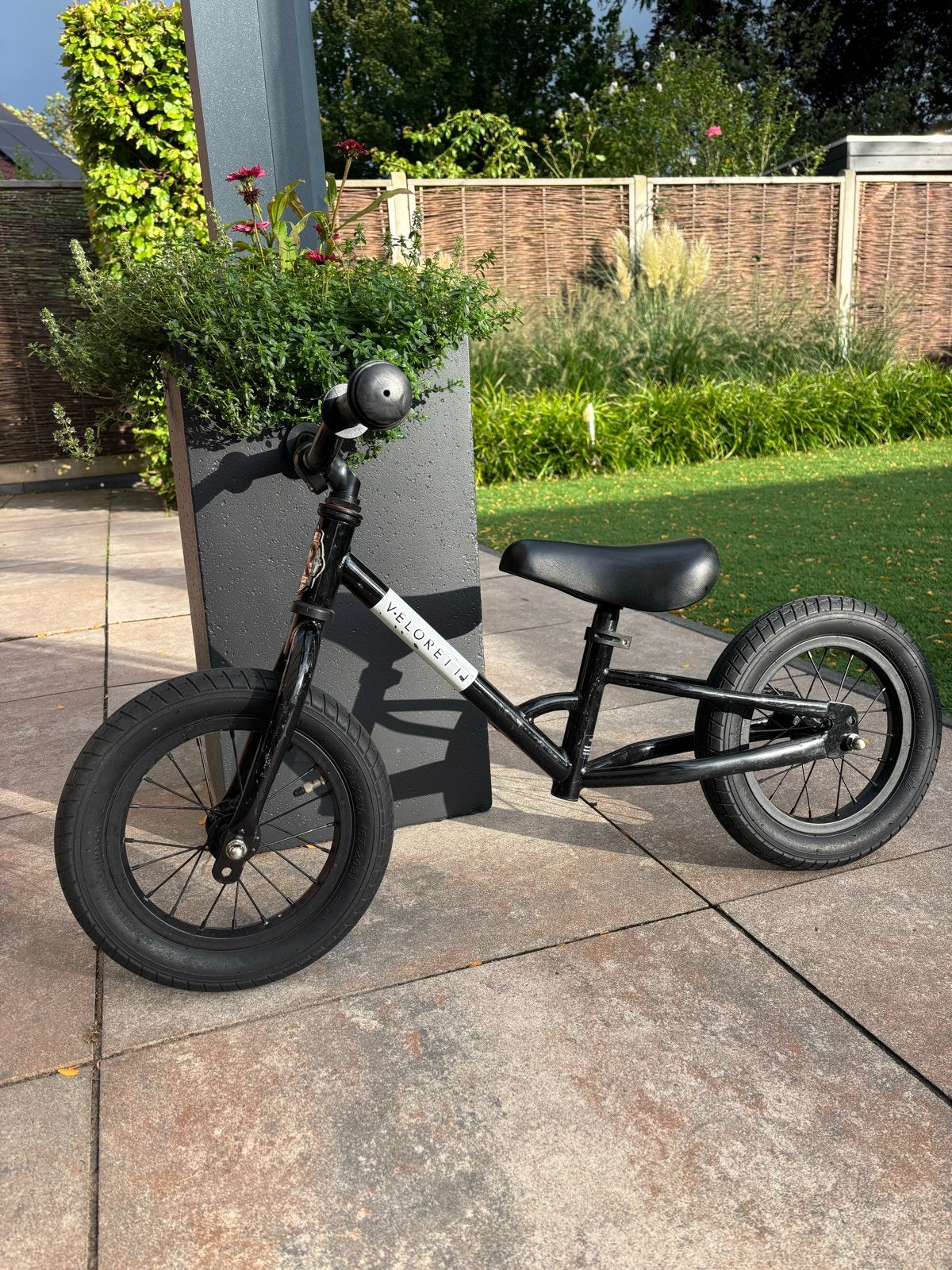 Veloretti loopfiets zwart - Zo goed als nieuw, Ophalen, Zo goed als nieuw, Minder dan 16 inch