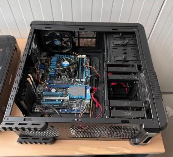 Coolermaster PC kast voor onderdelen, Ophalen
