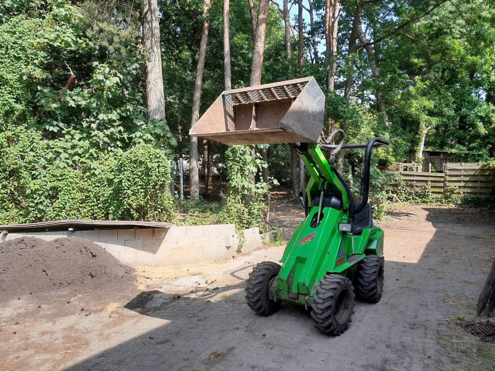 Knikloader Avant 530+
