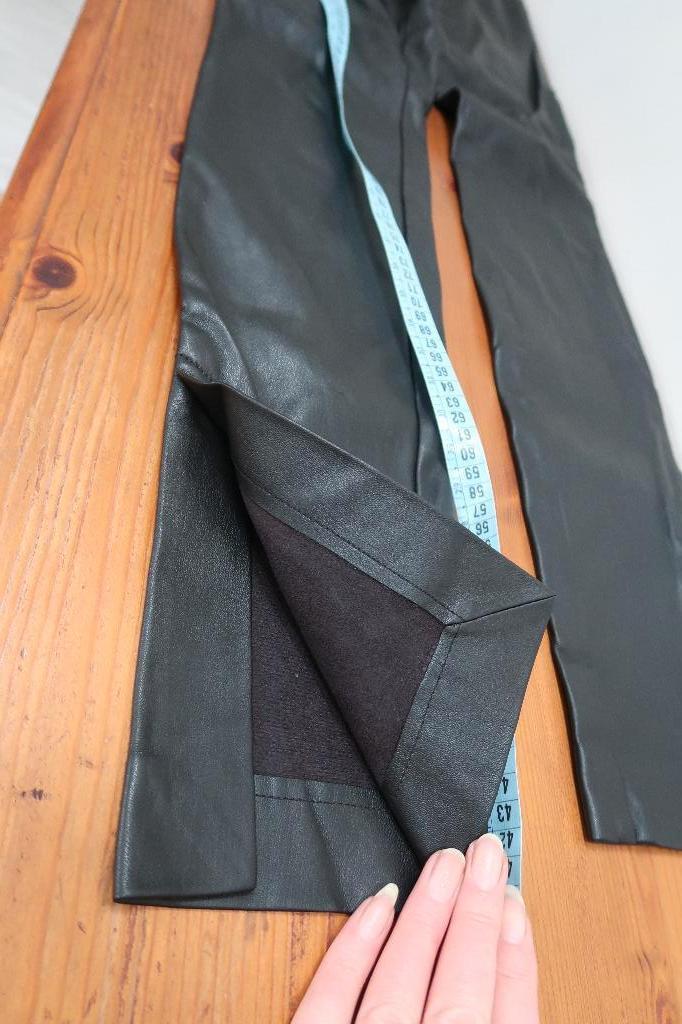 Costes zwarte lederlook broek  mt M, Maat 38/40 (M), Zwart, Ophalen of Verzenden, Zo goed als nieuw