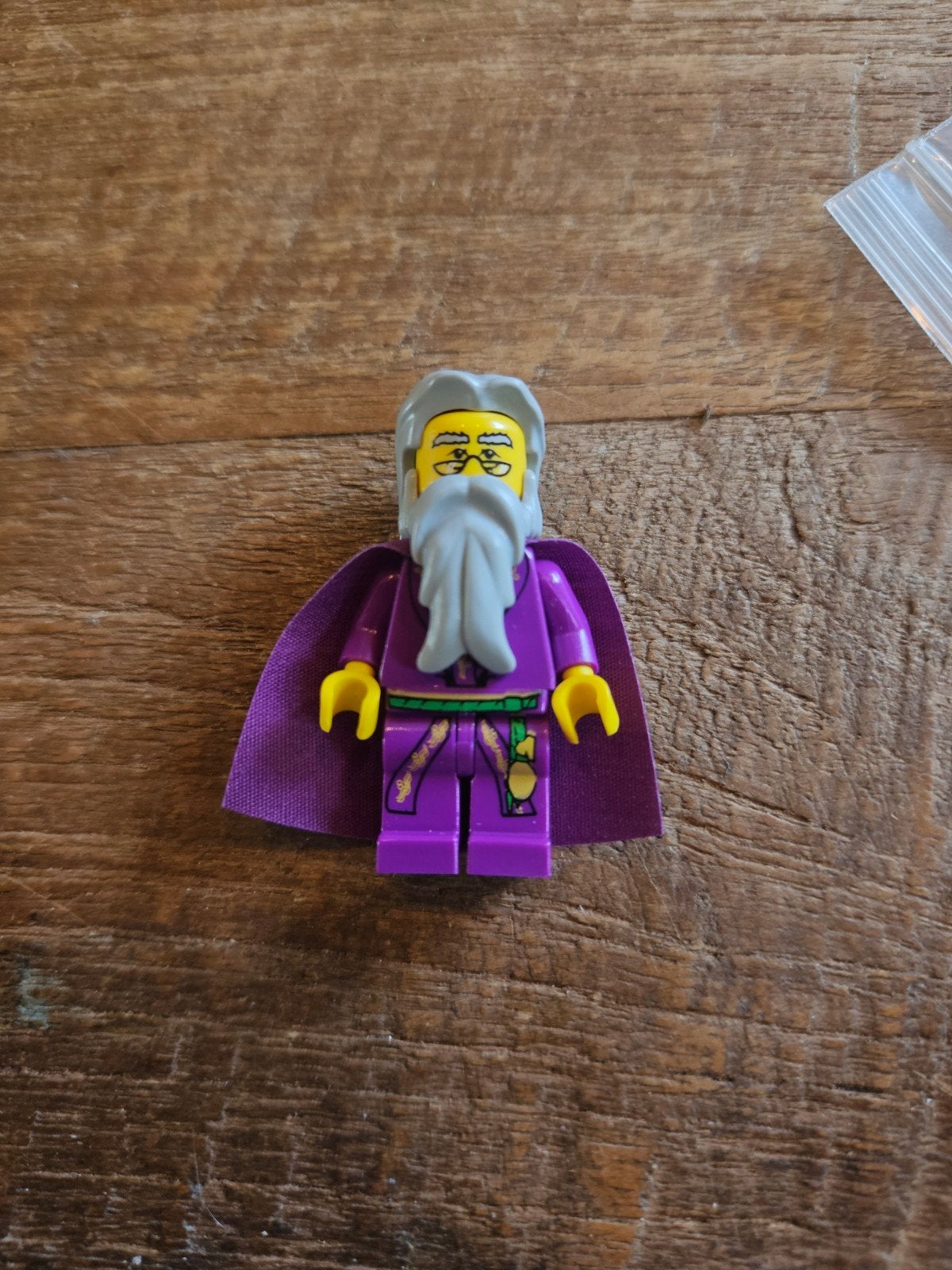 LEGO Albus Dumbledore met Paarse Robe en Cape, Verzenden, Zo goed als nieuw