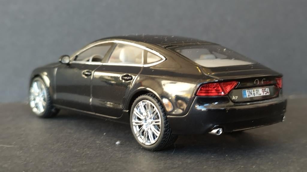 Audi A7 Sportback 1:43 Kyosho Pol, Hobby en Vrije tijd, Modelauto's | 1:43, Overige merken, Auto, Verzenden, .