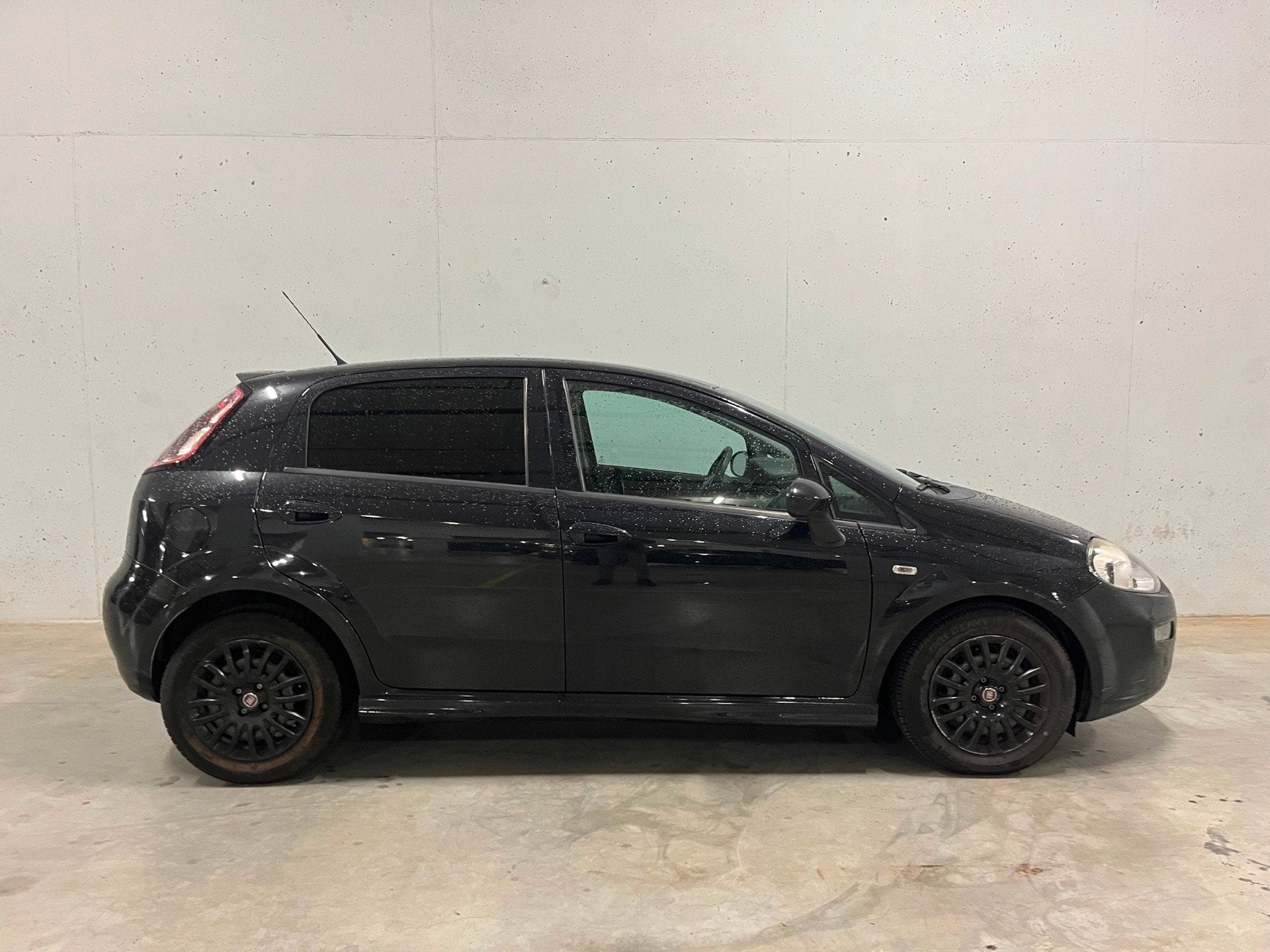 Fiat Punto Evo 0.9 TwinAir Pop 5drs. Airco APK NAP, Auto's, Fiat, Voorwielaandrijving, Dealer onderhouden, Euro 6, Origineel Nederlands