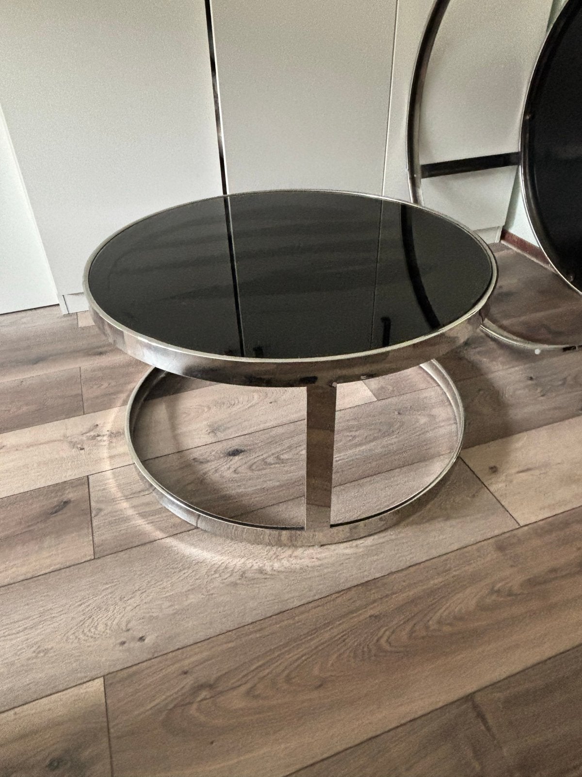 Set van 2 ronde salontafels met zwart glazen blad, Ophalen, Minder dan 50 cm, Rond, Nieuw