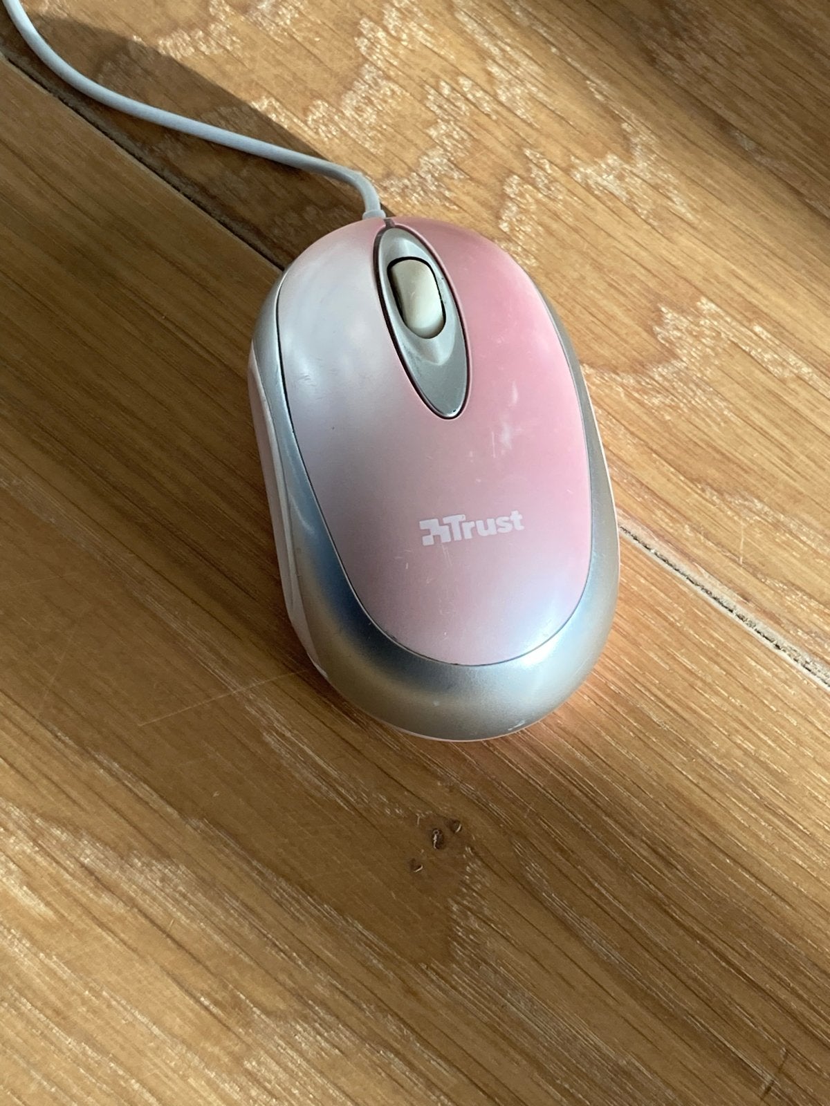 Trust Mini Muis - Roze Bedrade USB Muis, Computers en Software, Ophalen of Verzenden, Gebruikt, Bedraad, Muis