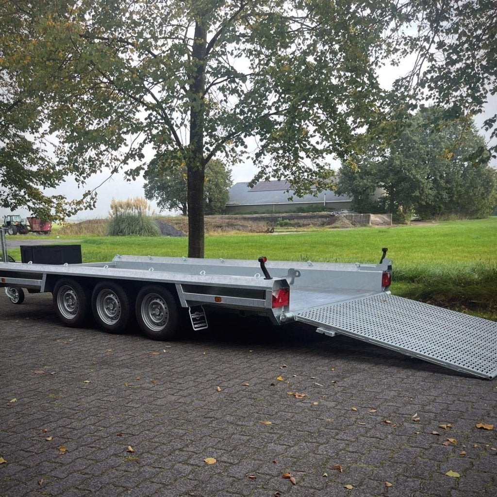 Te Huur: Machinetransporter, Ophalen of Verzenden