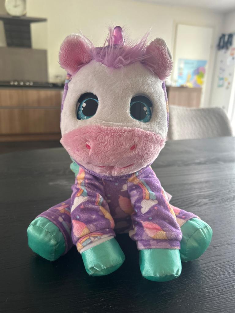 FurReal Friends Eenhoorn Knuffel met Licht en Geluid, Ophalen, Met geluid, Zo goed als nieuw, Middelgroot (20 tot 80 cm)