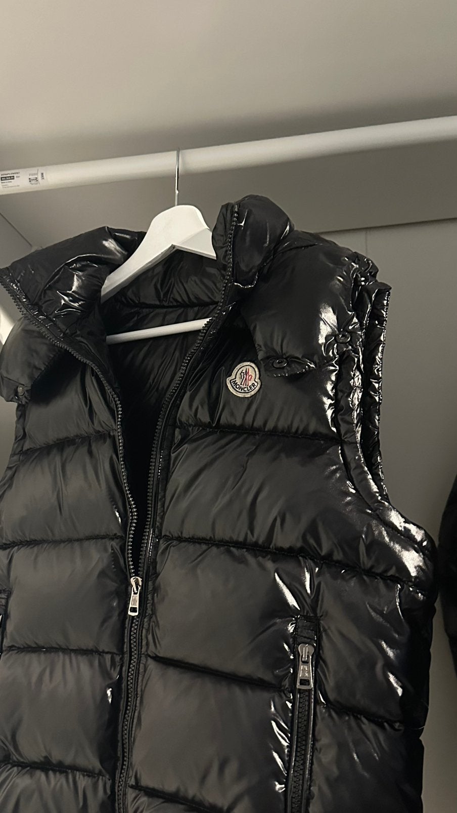 moncler bodywarmer, Ophalen of Verzenden, Zo goed als nieuw, Maat 48/50 (M), Zwart