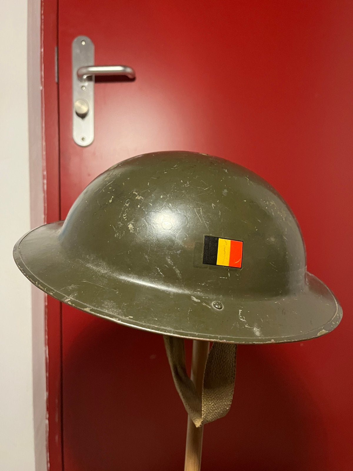 Belgische M53 helm, Ophalen of Verzenden, Landmacht, Overige gebieden, Helm of Baret