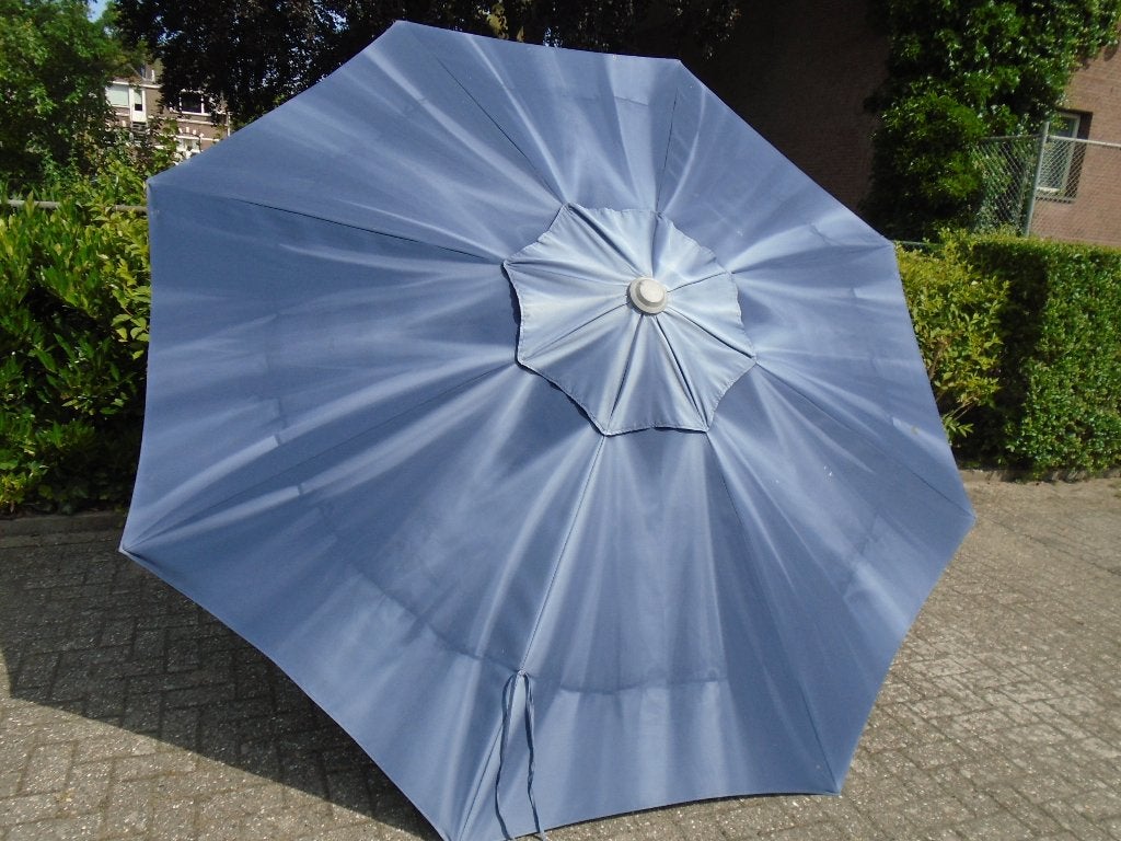 2x Hartman parasol rond 300 cm frame goed, doek verbleekt, Tuin en Terras, Parasols, Ophalen, Gebruikt, Kantelbaar, 2 tot 3 meter