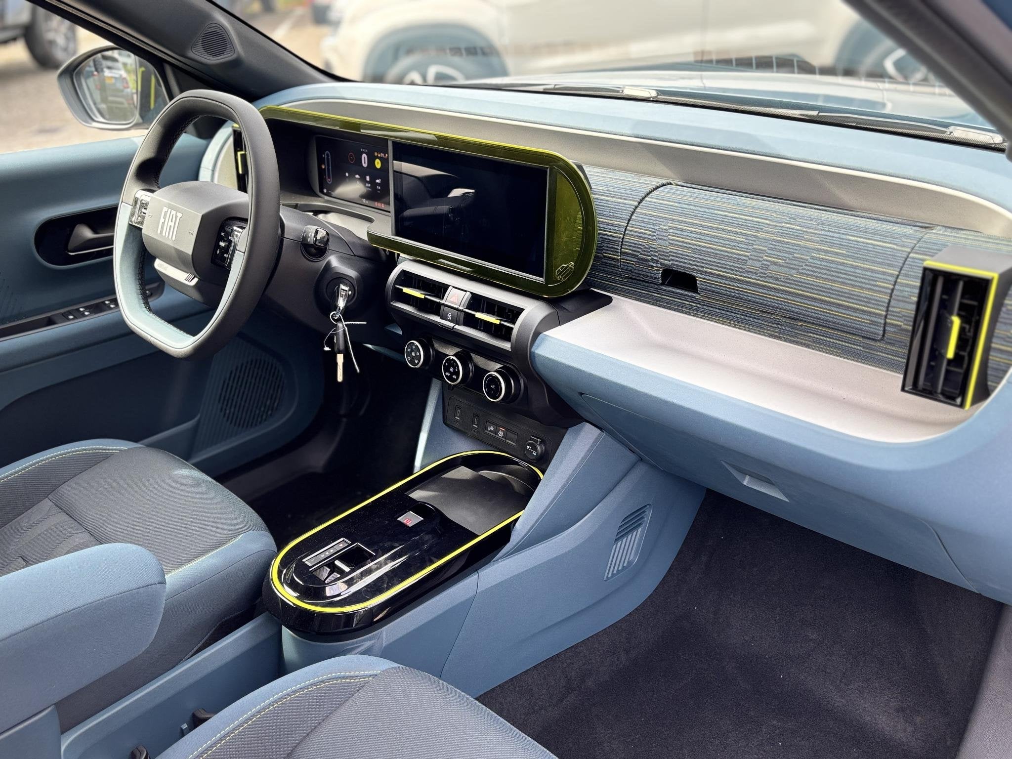 Fiat Grande Panda 1.2 Hybrid ICON | Pack Style |, Auto's, Stof, Bedrijf, Nieuw, Hybride Elektrisch/Benzine