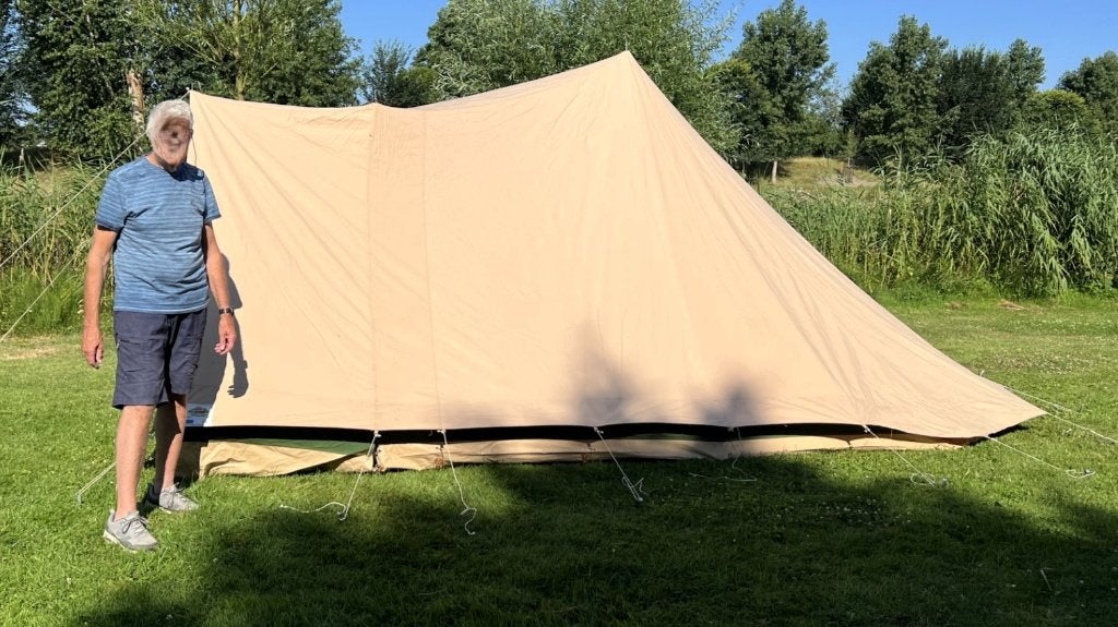 4 Persoons ESVO tent. Model Betuwe., Caravans en Kamperen, Tenten, Ophalen, Zo goed als nieuw, Tot en met 4