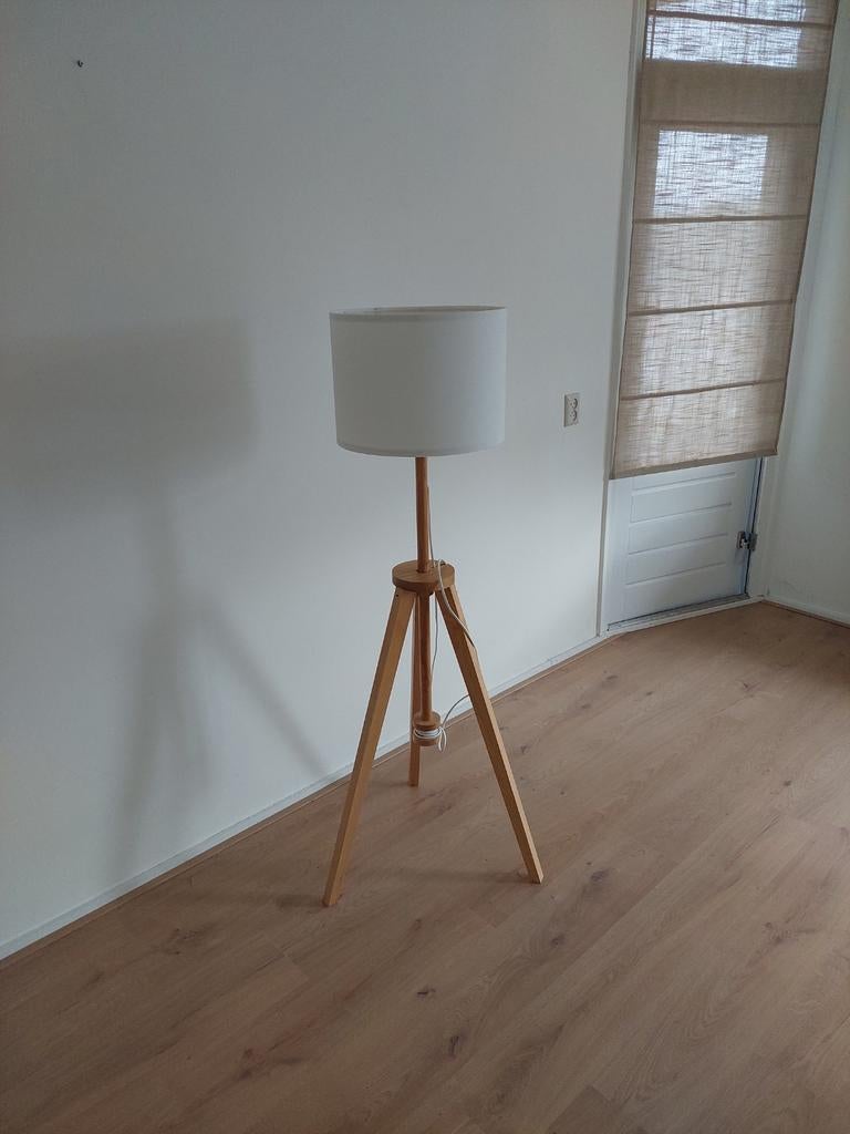 IKEA Lauters staande lamp, Huis en Inrichting, Ophalen, Zo goed als nieuw, Minder dan 100 cm