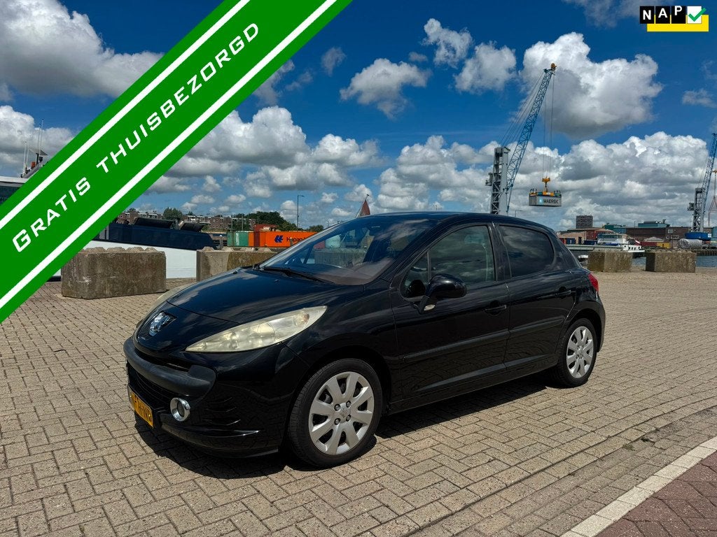 Peugeot 207 1.6 - NW APK - AIRCO - CARPLAY - NAP!, Voorwielaandrijving, Gebruikt, Zwart, Bedrijf