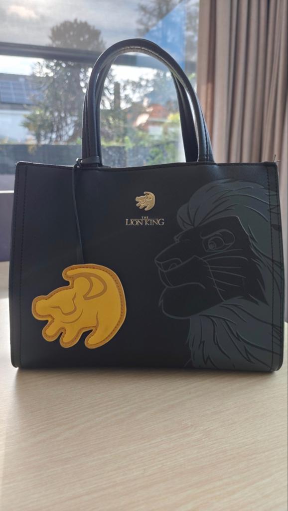 Loungefly Lion King handtas, Ophalen of Verzenden, Zo goed als nieuw, Zwart, Handtas