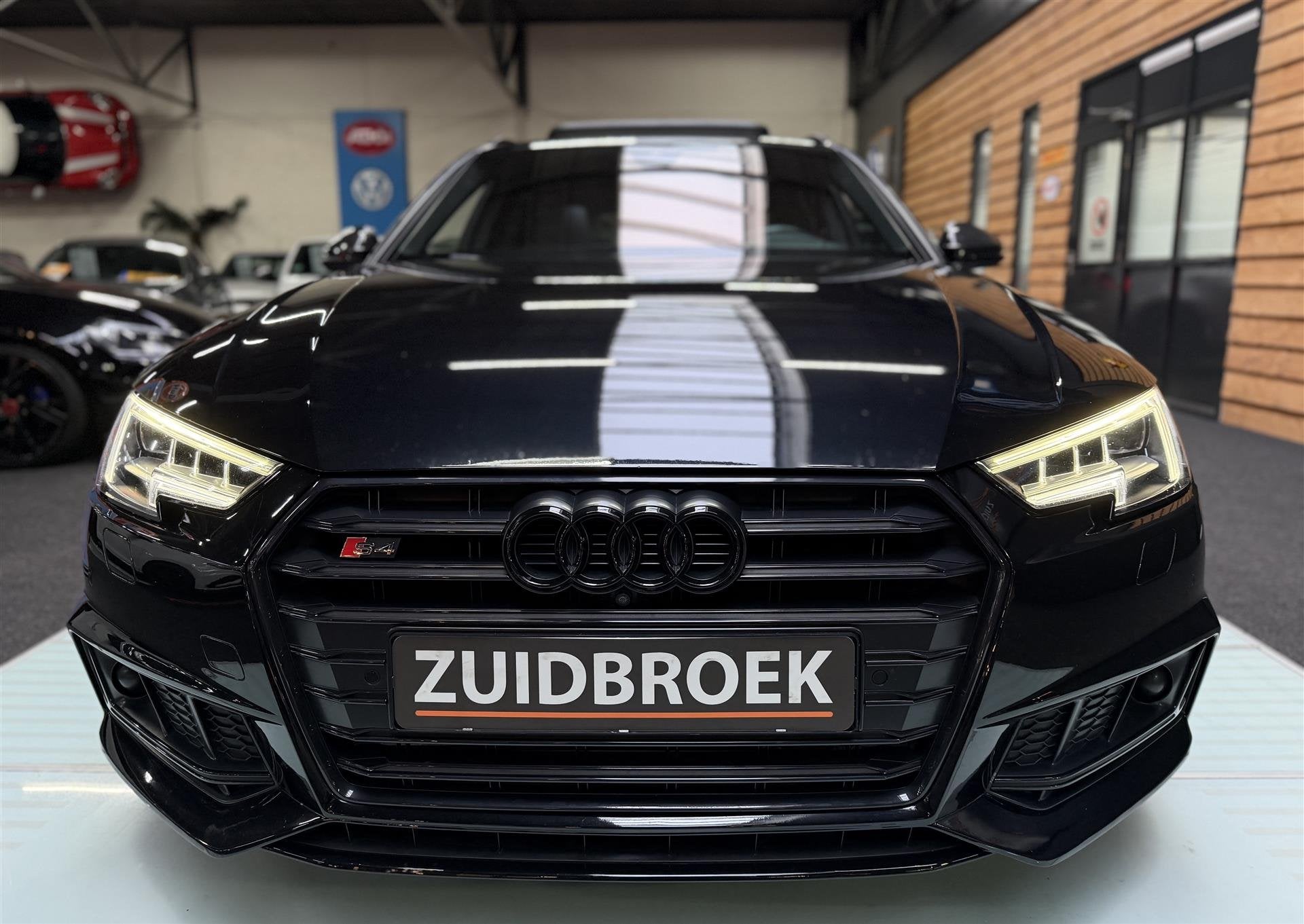 Audi S4 3.0 V6 Vol optie! Carbon! Pano! Memory! 360 camera!, Auto's, Automaat, Gebruikt, Zwart, Leder