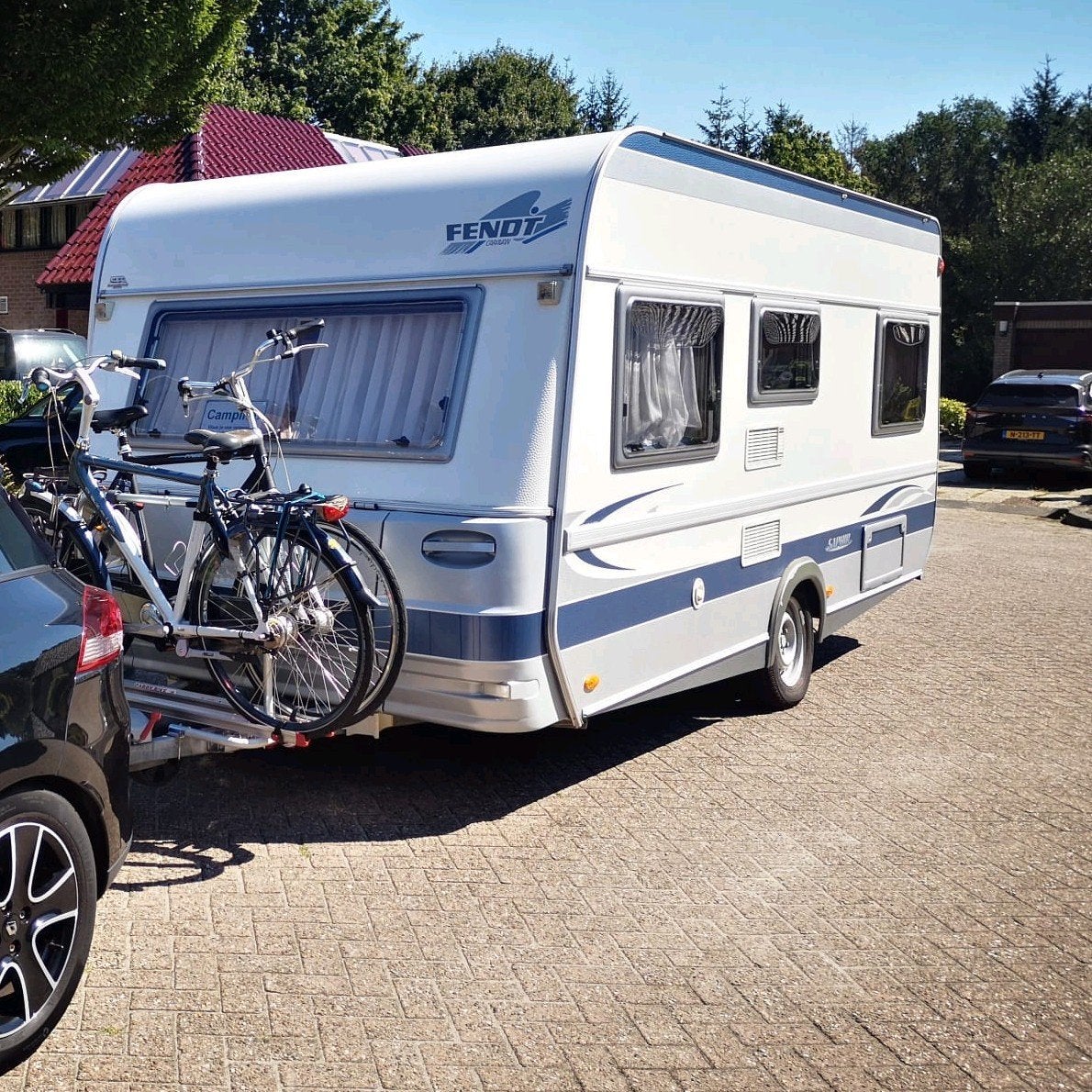 Caravan Fendt Saphir 470 TFB met oa mover fietsendrager, Vast bed, Rondzit, Particulier, Tot en met 4