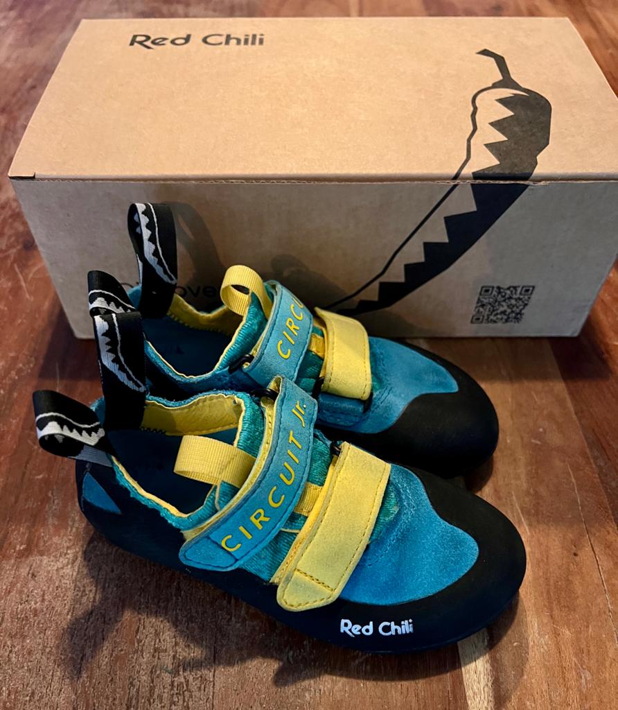 Red Chili klimschoenen maat 30, valt als maat 28, Sport en Fitness, Klimsport, Ophalen of Verzenden, Zo goed als nieuw, Klimsportschoenen