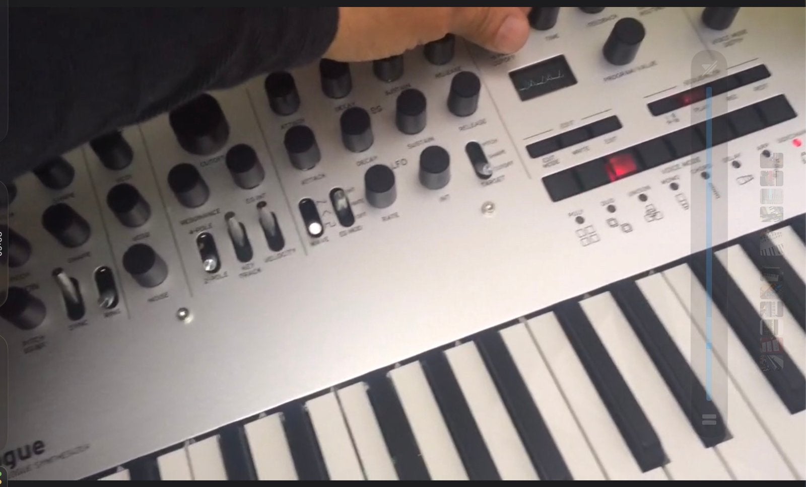 Korg minilogue, Korg, Ophalen of Verzenden, Met midi-aansluiting, 61 toetsen