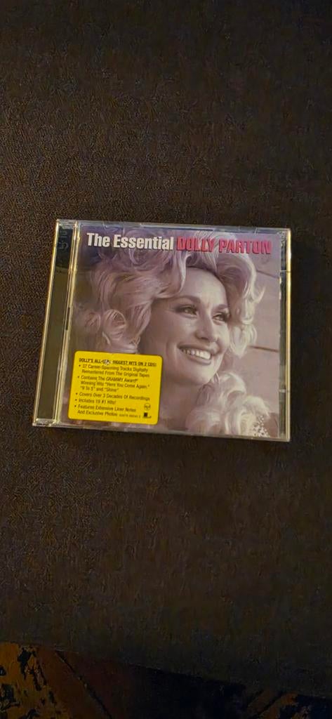 The Essential Dolly Parton  2 CD - Zo goed als nieuw, Ophalen of Verzenden, Zo goed als nieuw