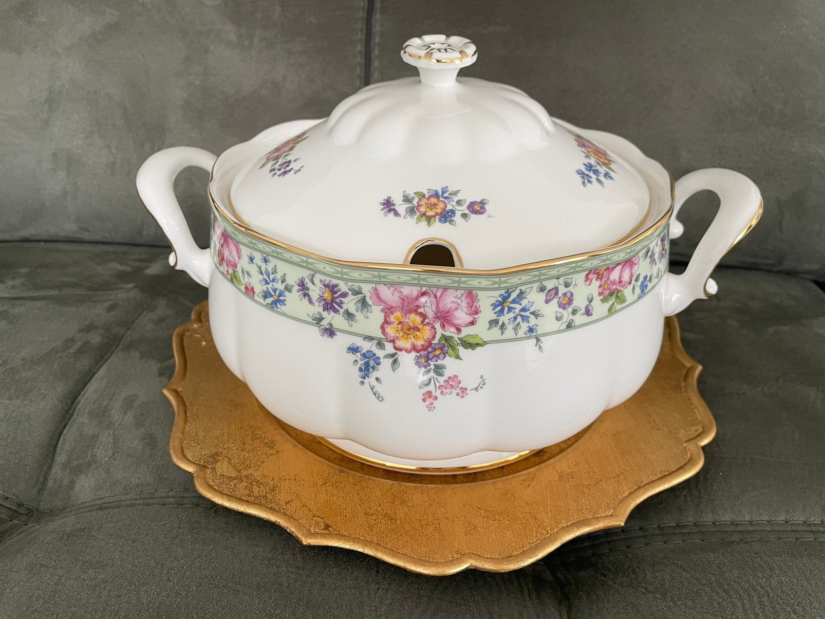 Royal albert HARTINGTON SOEPTERRINE, Ophalen