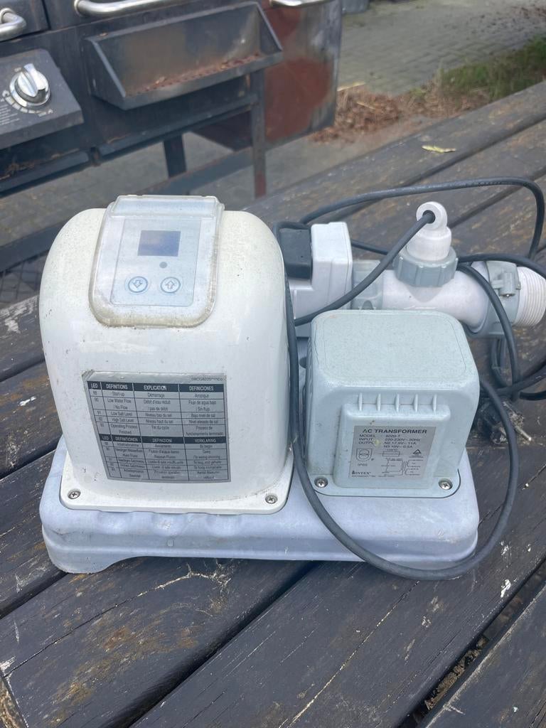 Intex zoutwatersysteem / zoutwater elektrolyse, Ophalen of Verzenden, Gebruikt, Overige typen