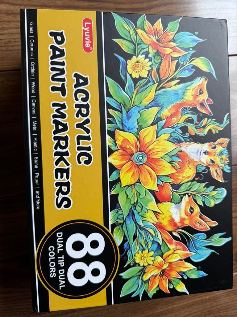 Lyuvie acrylstiften 176 kleuren, Hobby en Vrije tijd, Tekenen, Zo goed als nieuw, Potlood of Stift, Ophalen of Verzenden
