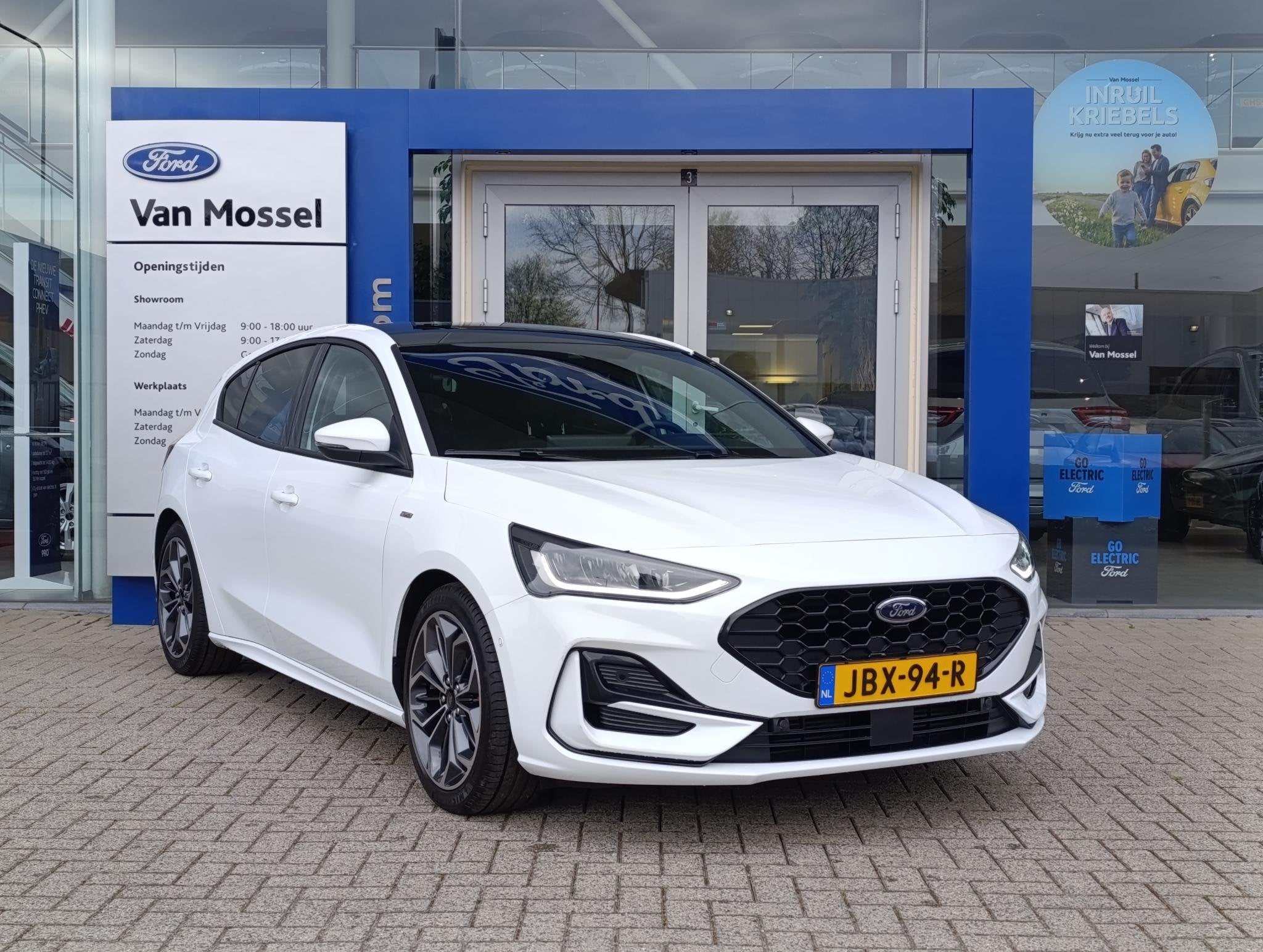 Ford Focus 1.0 EcoBoost Hybrid ST Line X Panorama dak| Leder, Auto's, 12 maanden, 125 pk, Gebruikt, Euro 6