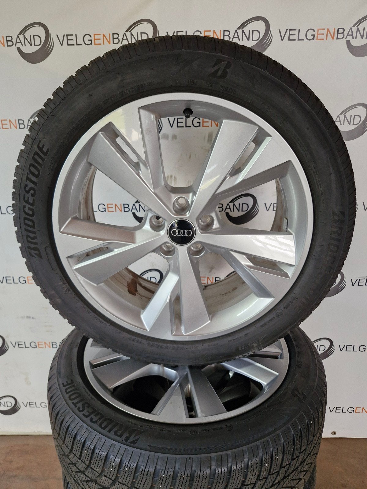Zomerset Winterset Audi Q4 235 50 255 45 20 5x112 57,1 zgan, Audi, Gebruikt, ., Banden en Velgen