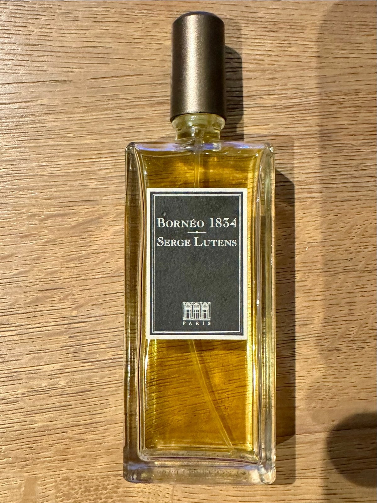 Serge Lutens Borneo 1834 (50 ml), Sieraden, Tassen en Uiterlijk, Ophalen, Gebruikt