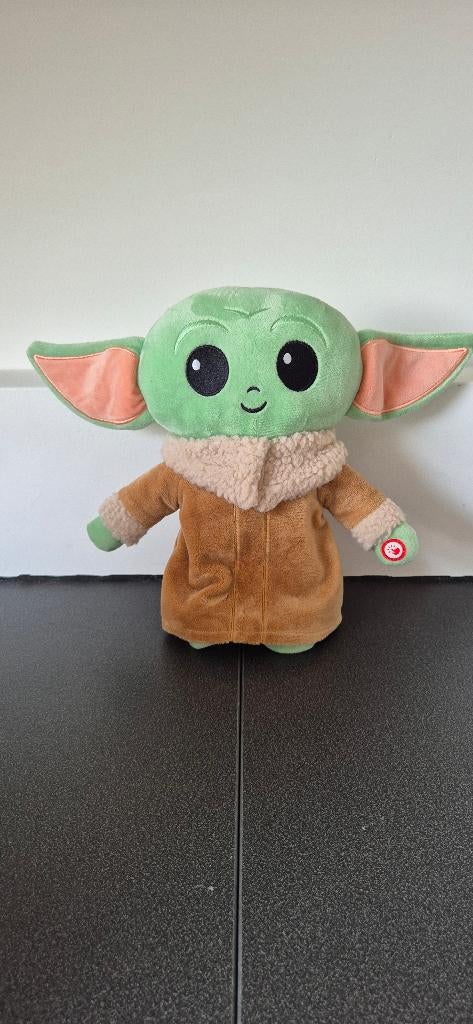 Knuffel baby yoda (met licht in wangen), Kinderen en Baby's, Speelgoed | Knuffels en Pluche, Disney, Met licht, Overige typen