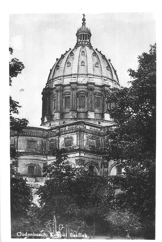 AK Oudenbosch - Koepel Basiliek, Verzamelen, Ansichtkaarten | Nederland, Verzenden, 1940 tot 1960, Ongelopen, Noord-Brabant