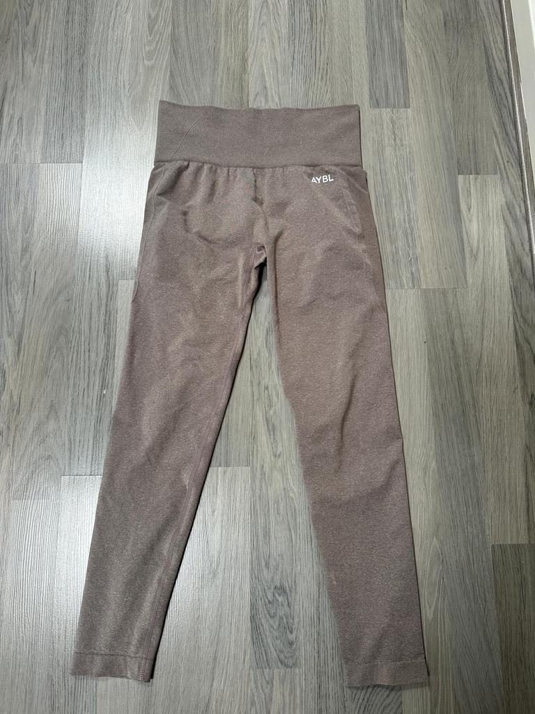 AYBL sportlegging maat S, Kleding | Dames, Sportkleding, Bruin, Nieuw, Ophalen of Verzenden, Fitness of Aerobics