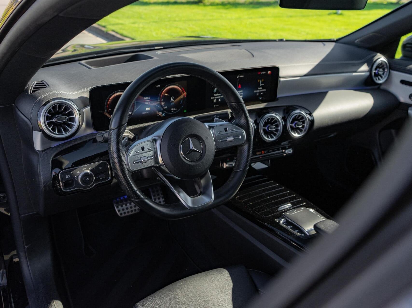Mercedes CLA-klasse Shooting Brake 250 e AMG |Panoramadak|Ca, CLA, Gebruikt, Zwart, 4 cilinders