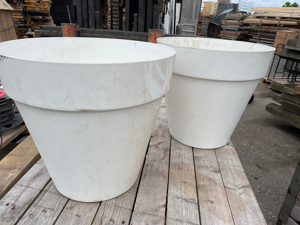 Grote kunststof bloembakken - 30 cm hoog, 45 cm doorsnede, Tuin en Terras, Kunststof, Gebruikt, 40 cm of meer, Rond