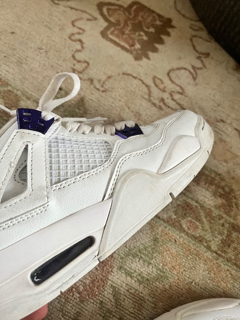 Jordan 4s metallic purple, Kleding | Heren, Schoenen, Ophalen of Verzenden, Gedragen, Wit, Jordan